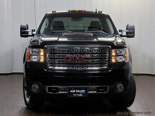 Black 2013 GMC Sierra 2500 Denali