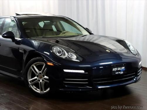 2014 Porsche Panamera 4