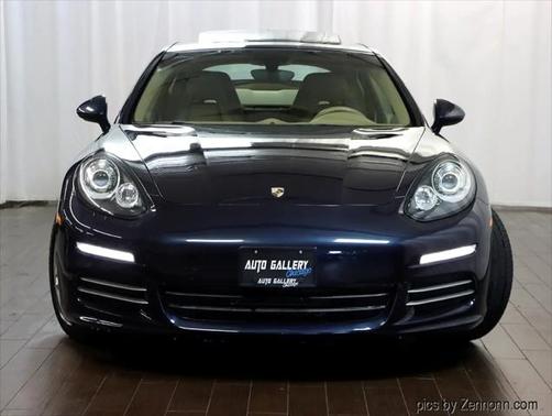 2014 Porsche Panamera 4