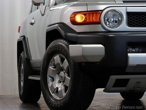 2008 Toyota FJ Cruiser Base