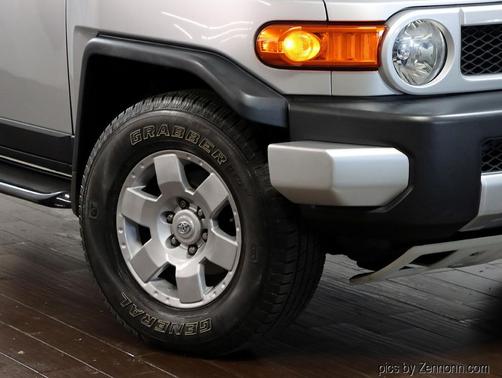 2008 Toyota FJ Cruiser Base