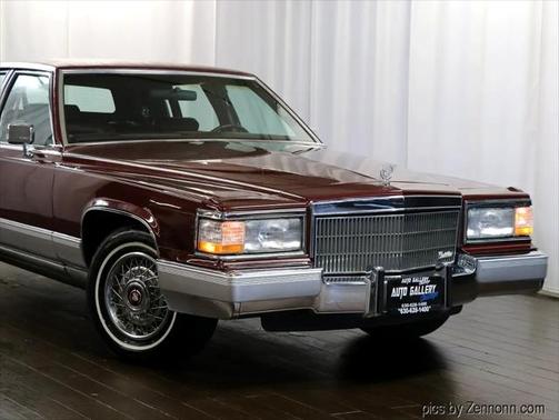 1992 Cadillac Brougham Standard