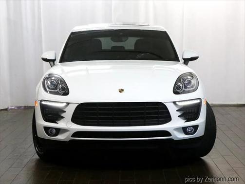 2018 Porsche Macan Base