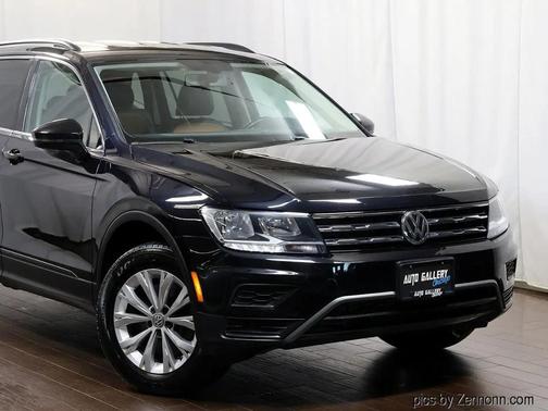Black 2019 Volkswagen Tiguan 2.0T SEL R-Line 4MOTION