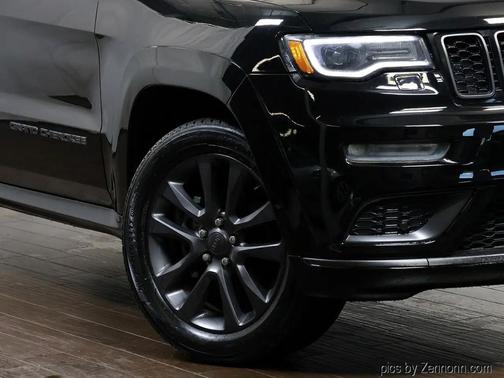 Black 2018 Jeep Grand Cherokee High Altitude