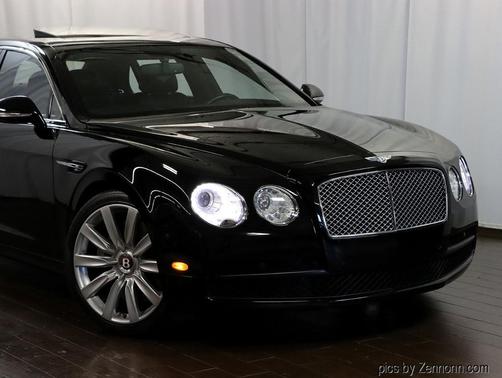 2018 Bentley Flying Spur V8
