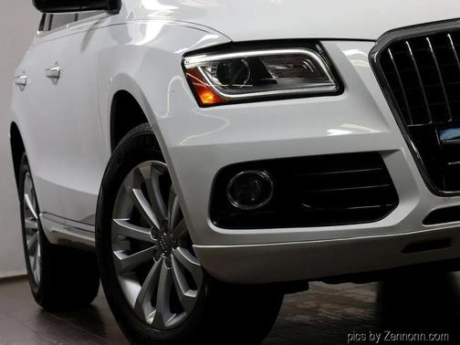 White 2016 Audi Q5 2.0T Premium