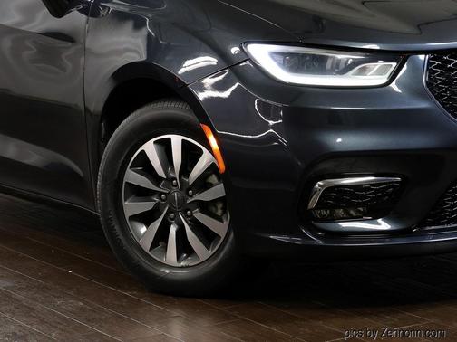 2019 Chrysler Pacifica Touring L