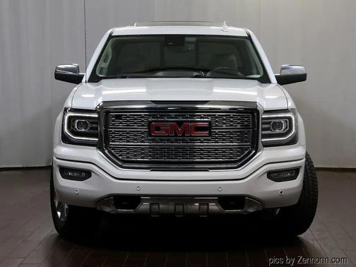 White 2018 GMC Sierra 1500 Denali