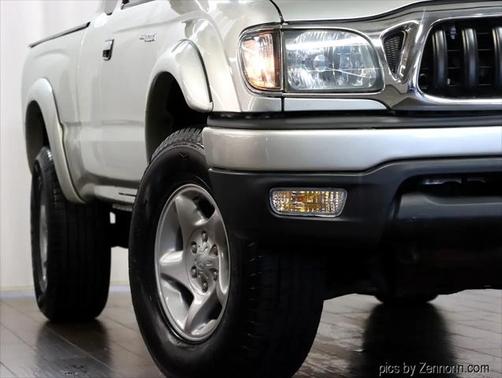 2004 Toyota Tacoma Xtracab