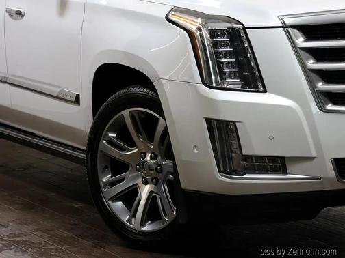 2017 Cadillac Escalade ESV Premium Luxury