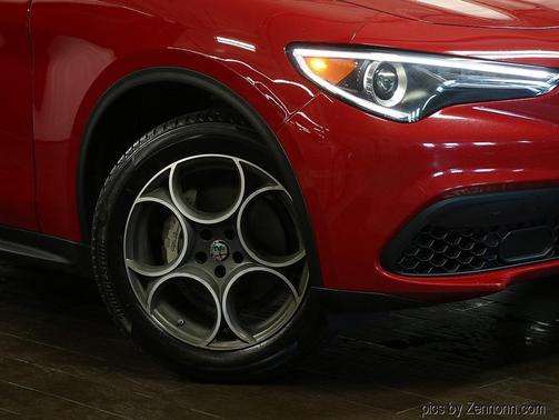2018 Alfa Romeo Stelvio Base