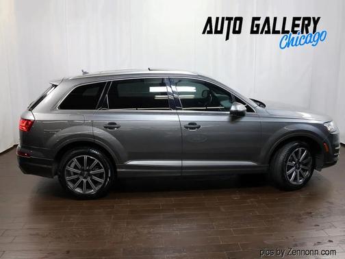 Gray 2017 Audi Q7 3.0T Premium