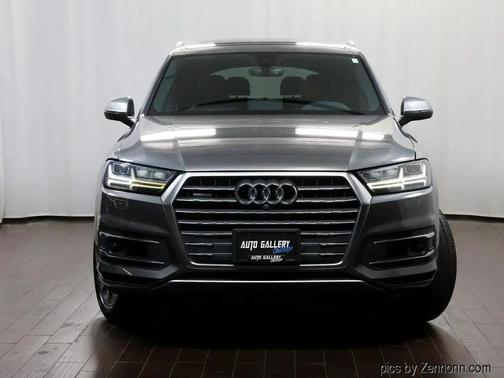 Gray 2017 Audi Q7 3.0T Premium
