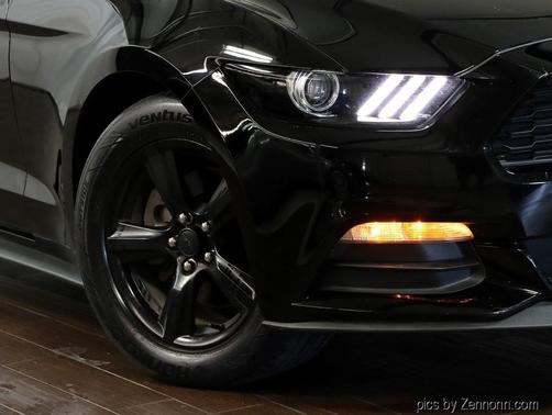 2017 Ford Mustang V6