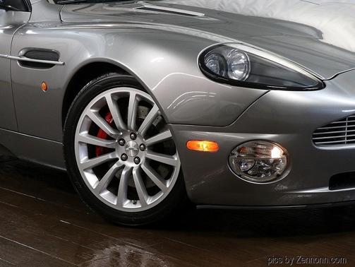 2003 Aston Martin V12 Vanquish Base