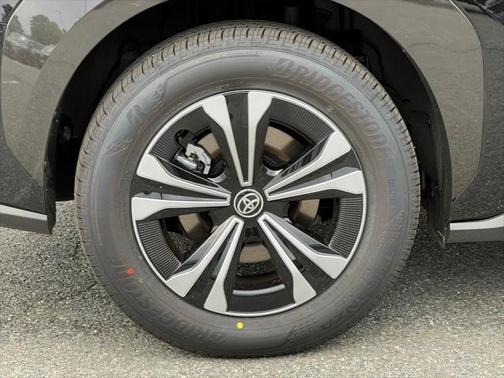 2025 Toyota bZ4X XLE