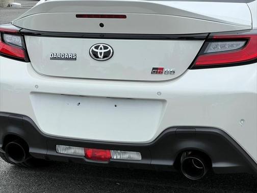 2025 Toyota GR86 Premium