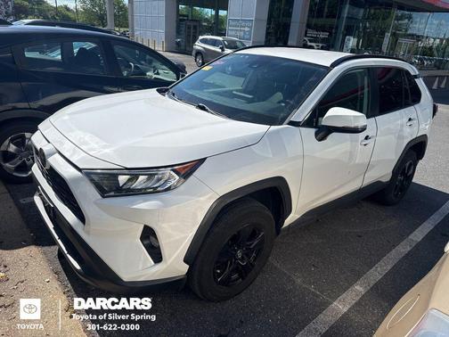 Super White 2020 Toyota RAV4 XLE