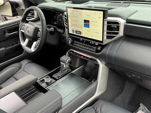 2025 Toyota Tundra Platinum
