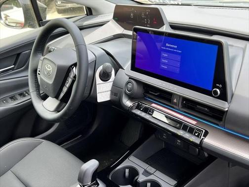 2025 Toyota Prius XLE