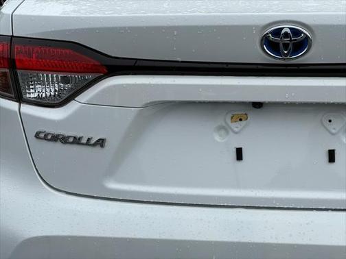 2024 Toyota Corolla Hybrid LE