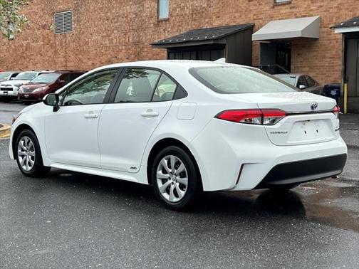 2024 Toyota Corolla Hybrid LE