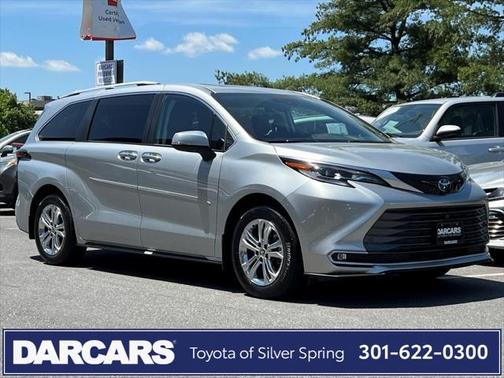 2023 Toyota Sienna Platinum 7 Passenger