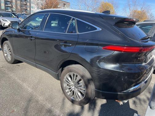 2023 Toyota Venza XLE