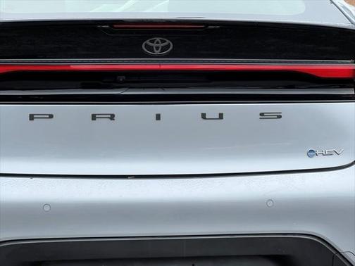 2024 Toyota Prius XLE
