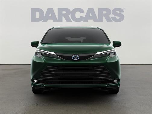 2025 Toyota Sienna XLE 7 Passenger