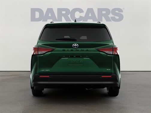 2025 Toyota Sienna XLE 7 Passenger