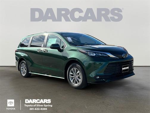 2025 Toyota Sienna XLE