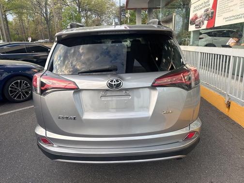 Silver Sky Metallic 2017 Toyota RAV4 XLE