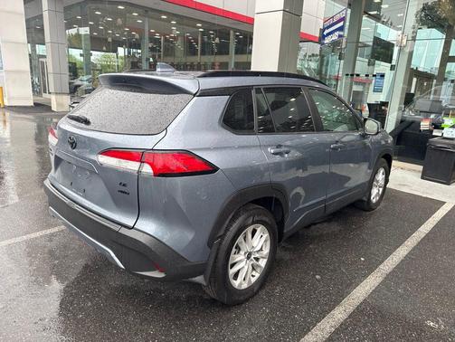 Celestite 2022 Toyota Corolla Cross LE