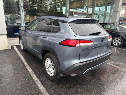 Celestite 2022 Toyota Corolla Cross LE