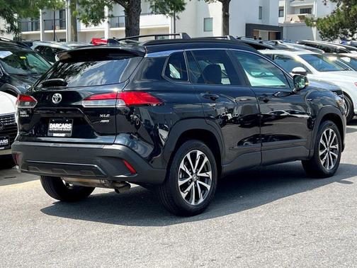 2024 Toyota Corolla Cross XLE