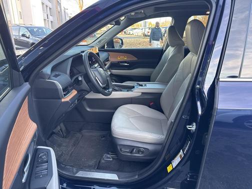 2025 Toyota Grand Highlander Limited