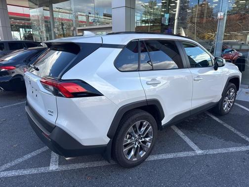 2025 Toyota RAV4 XLE Premium