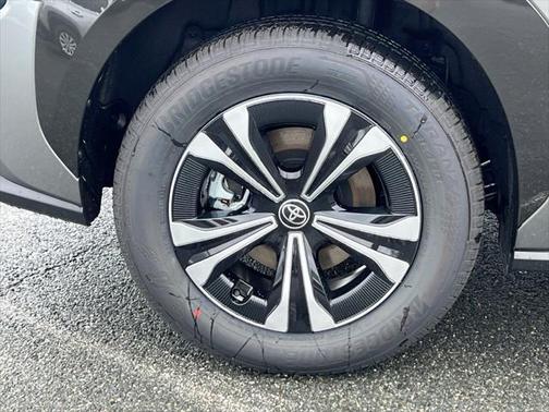 2025 Toyota bZ4X XLE