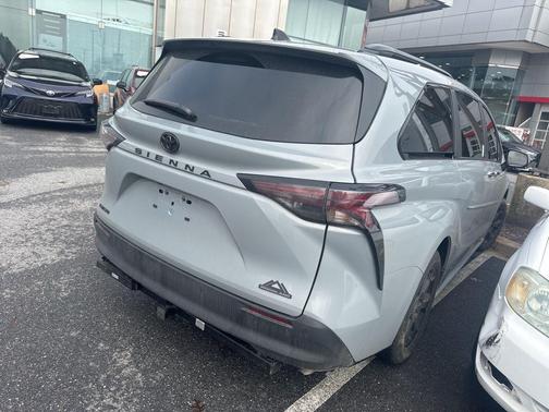 2026 Toyota Sienna Woodland Edition