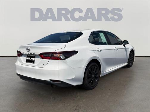 Ice Cap 2024 Toyota Camry LE