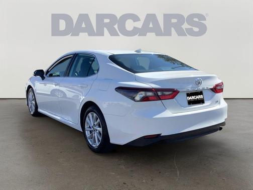 Ice Cap 2024 Toyota Camry LE
