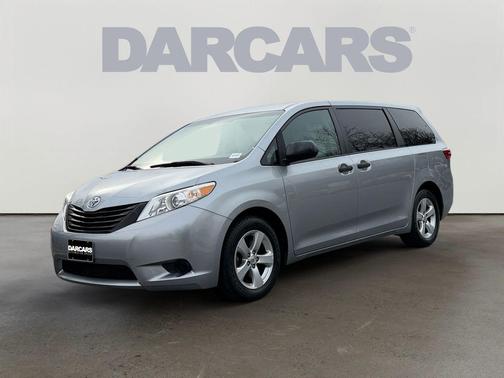 2016 Toyota Sienna LE