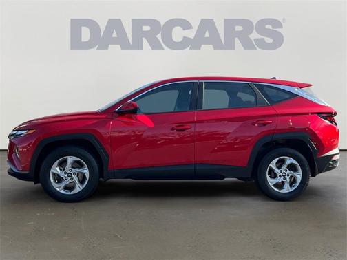 2023 Hyundai TUCSON SE