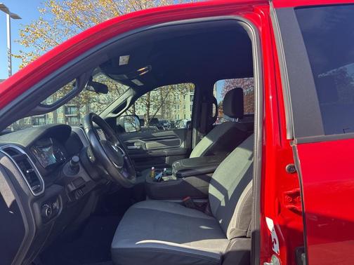 2022 RAM 2500 Big Horn Crew Cab 4x4 6'4' Box