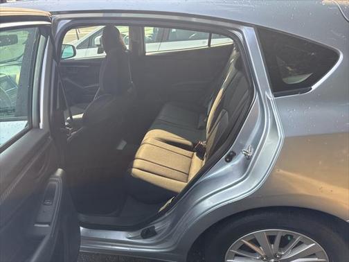 2018 Subaru Impreza 2.0i Premium