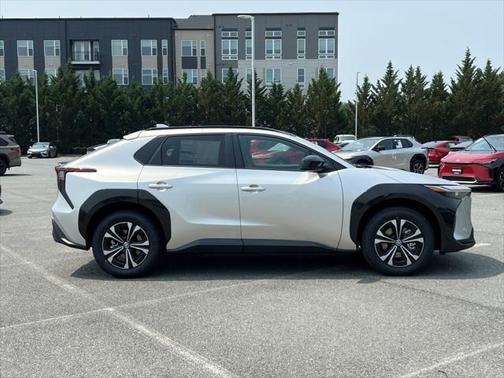 2025 Toyota bZ4X XLE