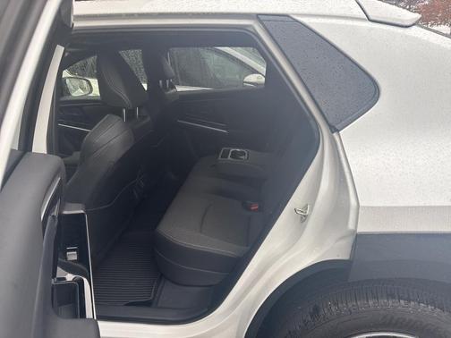 2024 Toyota bZ4X XLE