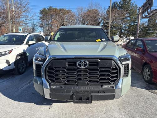 2024 Toyota Tundra SR5